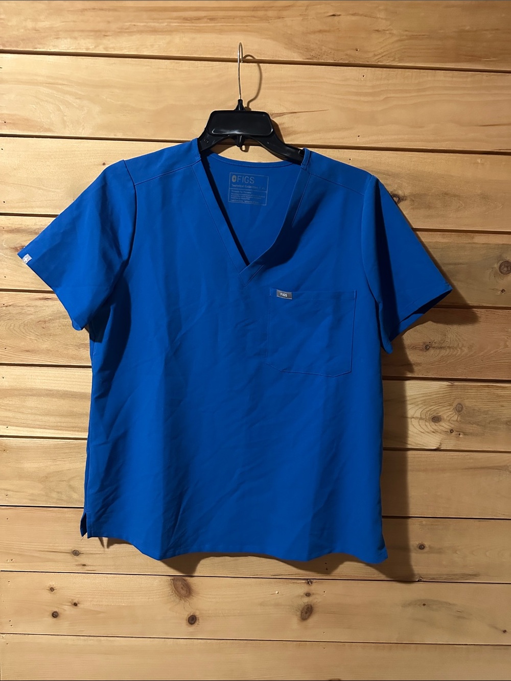FIGS Technical Collection Women's V-Neck Short Sleeve blue Scrub Top XL